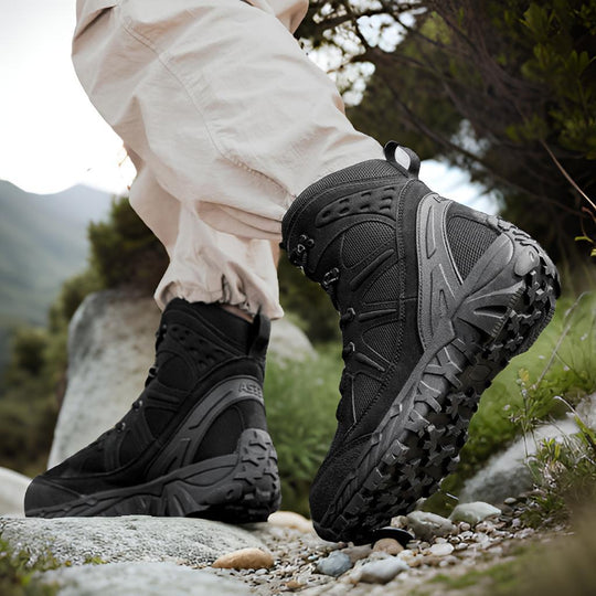 Herren Multifunktionale Trekkingstiefel mit hohem Knöchelschutz und rutschfester Sohle EB