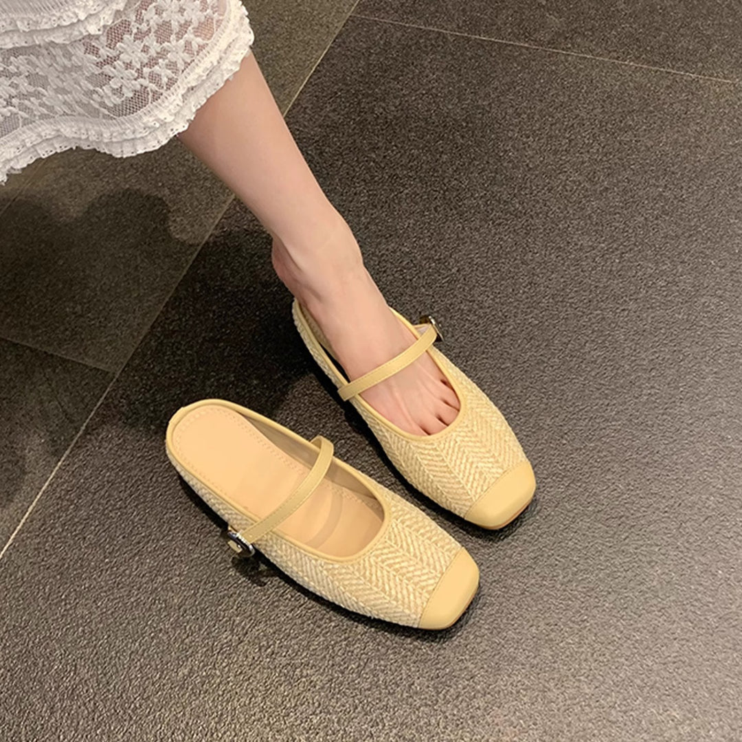 Damen Elegante Ballerinas mit modischem Riemchen und feiner Struktur EB