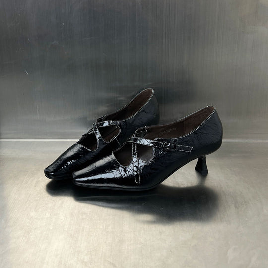 Damen elegante Ballerina Schuhe mit verstellbarem Riemen und glänzendem Obermaterial EB