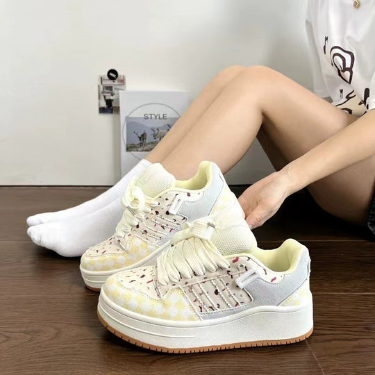 Damen Sportliche Komfort-Sneaker mit Plateau-Sohle und atmungsaktivem Obermaterial EB