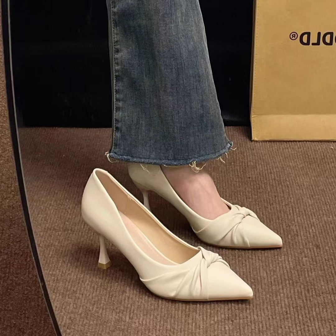 Damen Elegante Slingpumps mit asymmetrischem Detail und schmalem Absatz EB