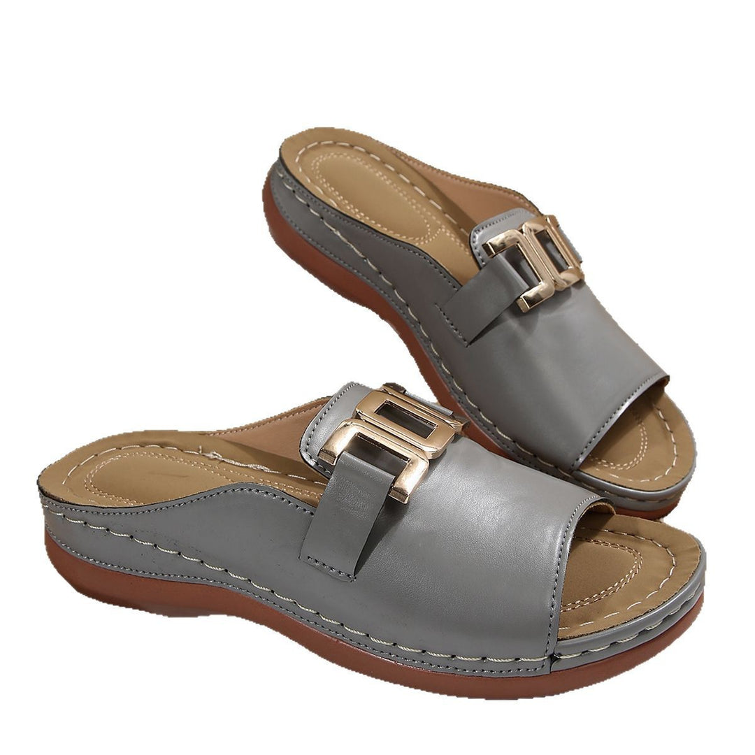 Damen Elegante Mules mit modischem Goldakzent und komfortablem Fußbett EB