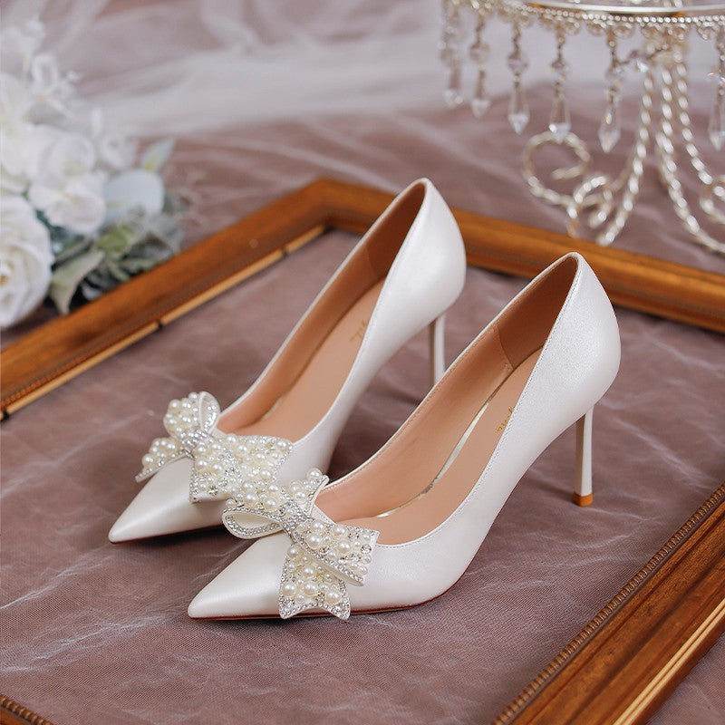 Damen Hochwertige Hochzeitspumps mit Perlenapplikation und raffiniertem Schleifendetail EB