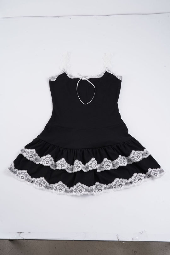 Damen Verspieltes Babydoll-Kleid mit Spitzenrand und verstellbaren Trägern EB