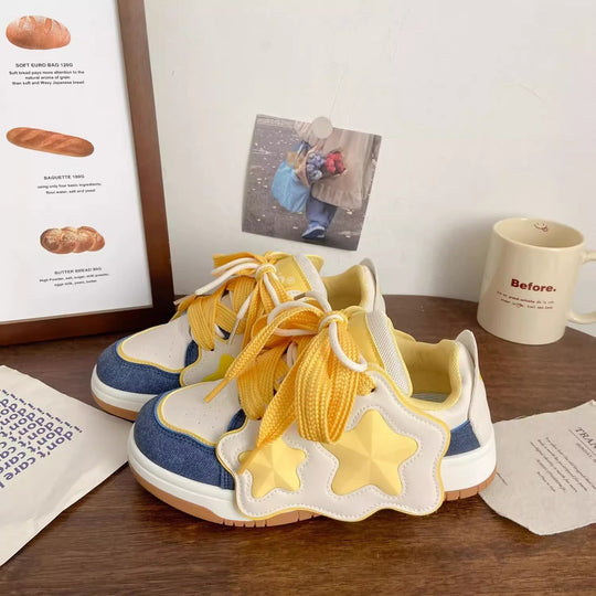 Damen Sneakers mit einzigartigem Sternen-Design und bequemer Polsterung EB