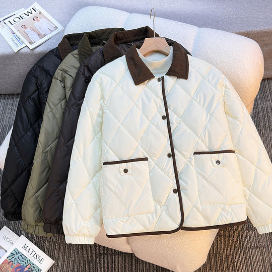 Damen Leicht isolierte Steppjacke mit kontrastierendem Kragen und praktischen Taschen EB