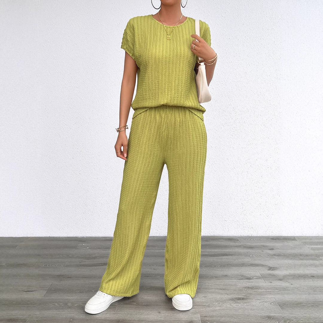 Damen Elegantes Lounge-Set mit feinen Streifen und entspannter Passform EB