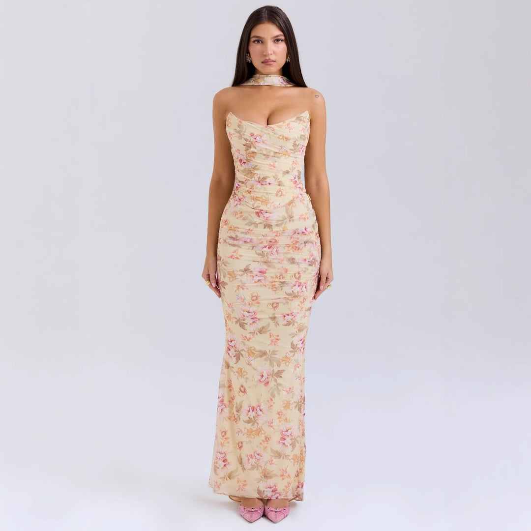 Damen Abendkleid mit schickem Dekolleté und figurbetontem Schnitt EB