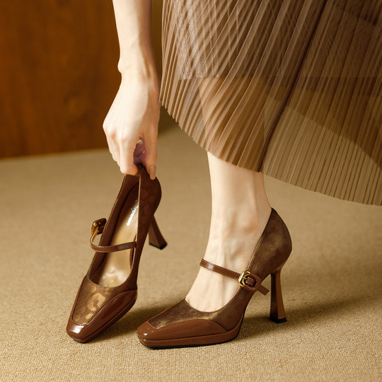 Damen elegante Mary Jane Pumps mit luxuriösem Glanz und modischem Riemendesign EB