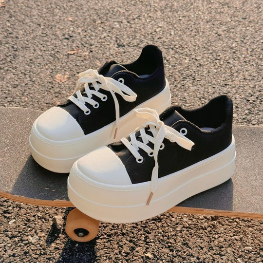 Damen Plateau Sneakers mit modischem Design und bequemer Dämpfung EB