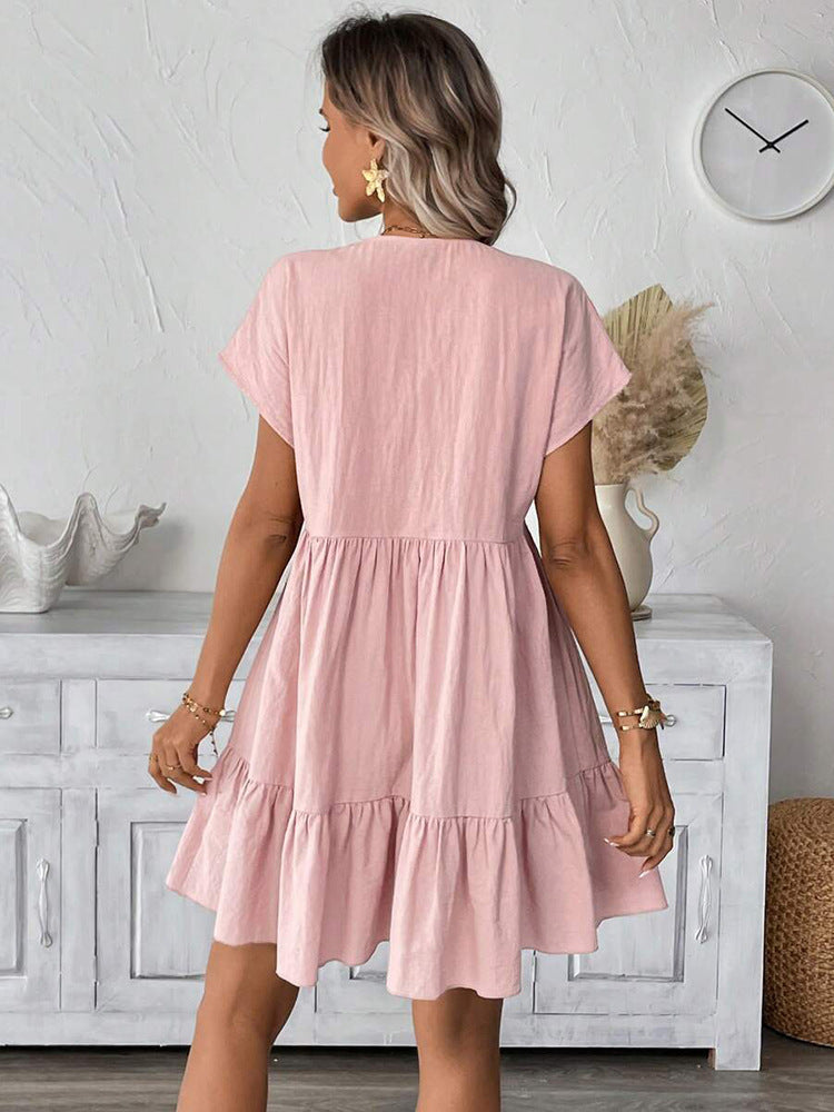 Damen kurzes Sommerkleid mit tiefem V-Ausschnitt und Rüschensaum EB