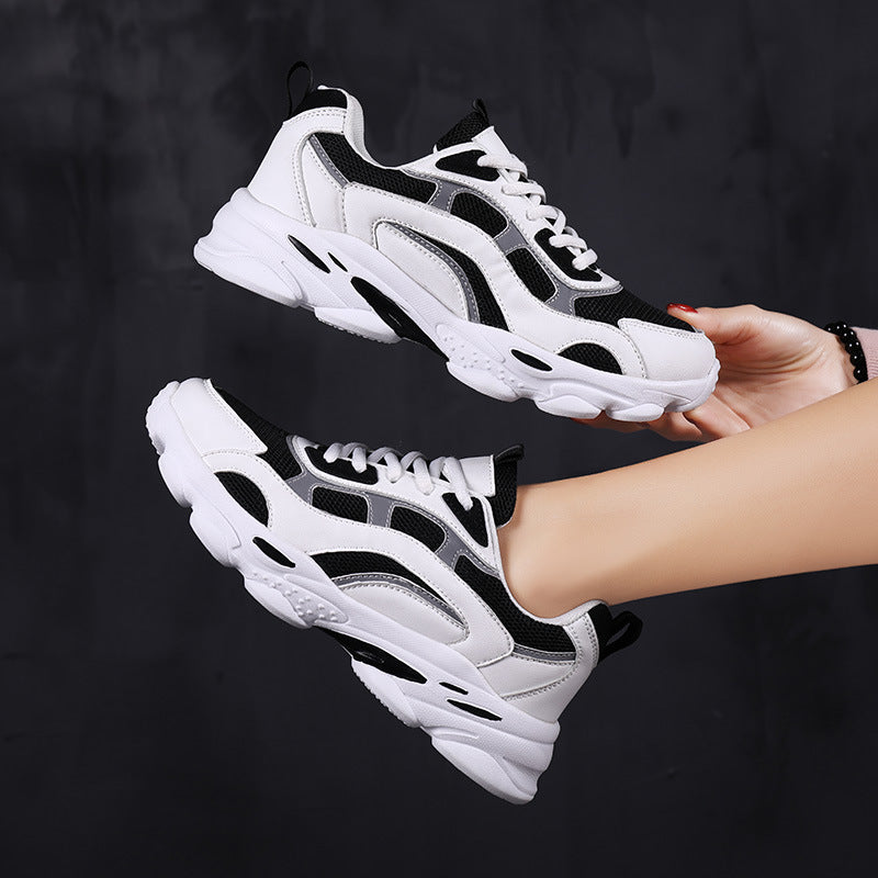 Damen Sportliche Sneakers mit atmungsaktiven Eigenschaften und dämpfender Sohle EB
