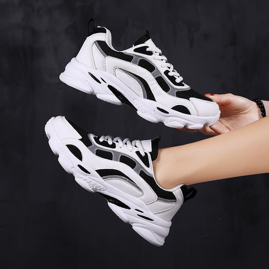Damen Sportliche Sneakers mit atmungsaktiven Eigenschaften und dämpfender Sohle EB