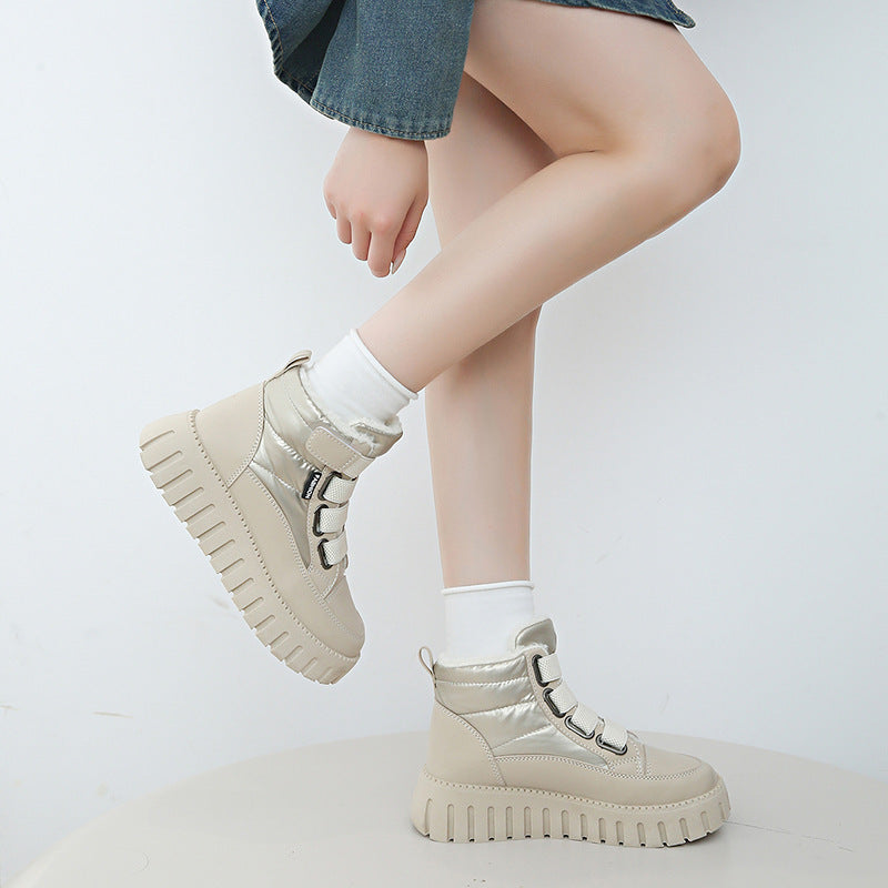 Damen Trendige Winterstiefel mit gepolsterter Innensohle und rutschfester Profilsohle EB
