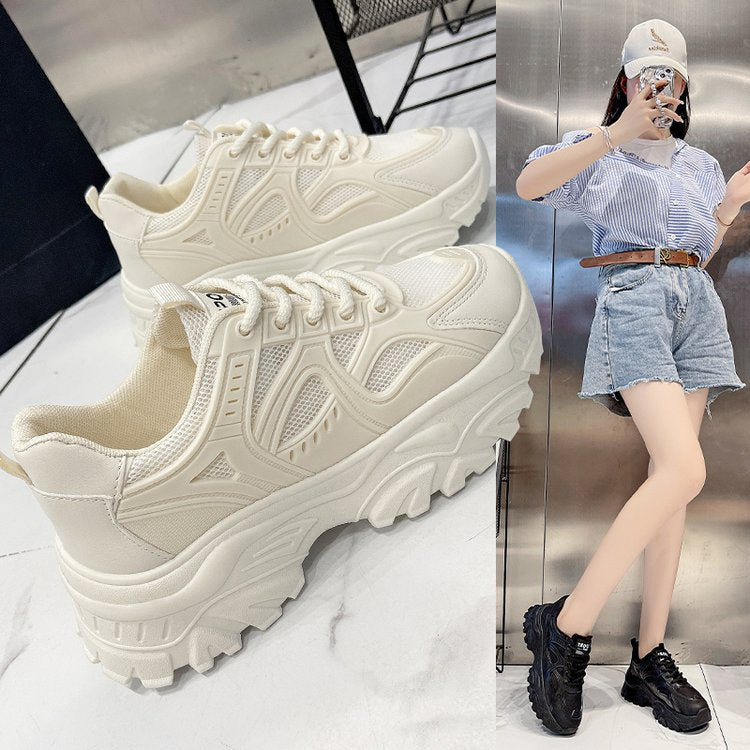 Damen Sportliche Sneakers mit rutschfester Profilsohle und atmungsaktivem Obermaterial EB