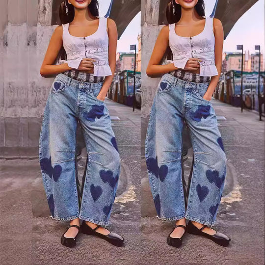 Damen weite Jeans mit Herzen-Details und entspanntem Schnitt EB
