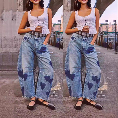 Damen weite Jeans mit Herzen-Details und entspanntem Schnitt EB