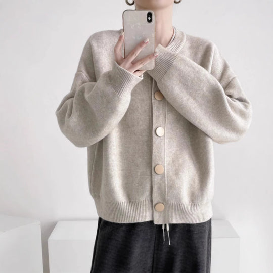 Damen Strickjacke mit komfortablem Schnitt und eleganten Knopfdetails EB