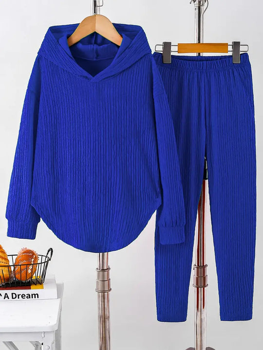 Damen lässiger Sweat-Pulli und -Hose Set mit strukturiertem Design EB