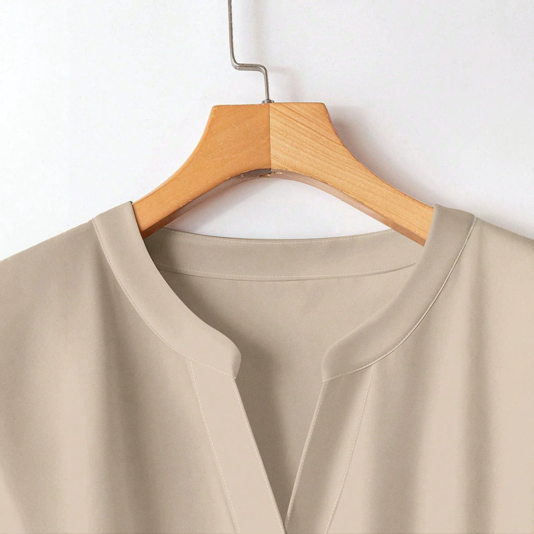 Damen Freizeitoberteil und Blumenhose EB