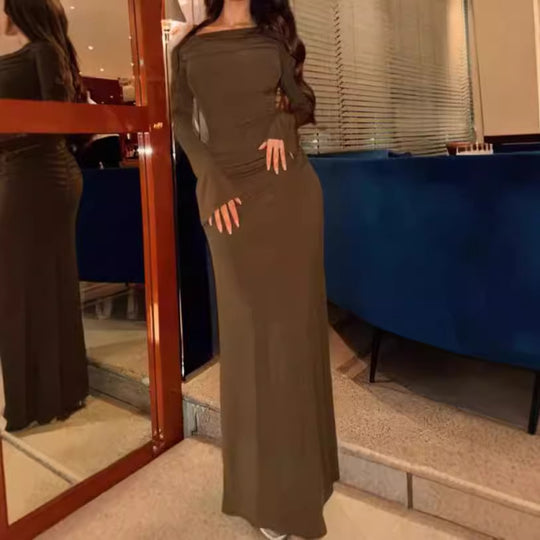 Damen Elegantes Maxikleid mit schulterfreiem Design und Raffungen EB