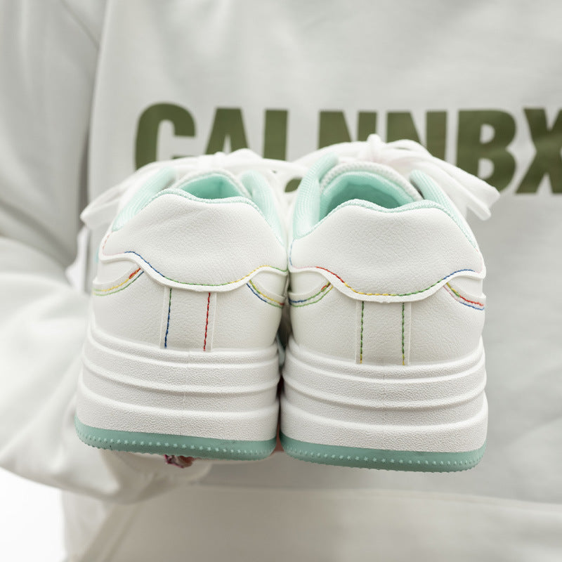 Damen Sneakers mit einzigartigem Fisch-Design und gepolstertem Komfort EB