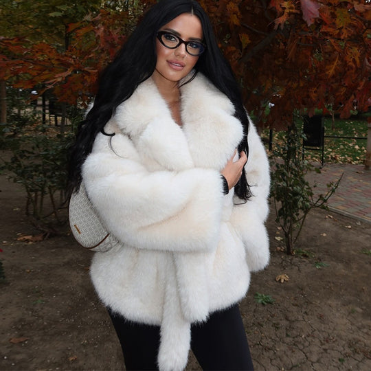 Damen Pelzmantel mit oversized Schnitt und weichem Innenfutter EB