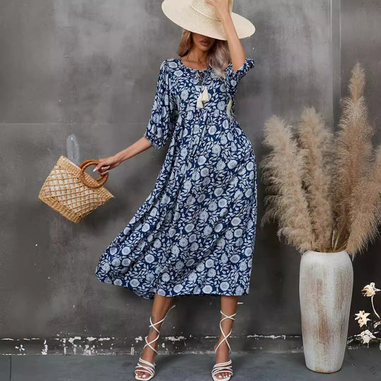 Damen Maxikleid mit grafischem Blumendesign und schwingendem Saum EB