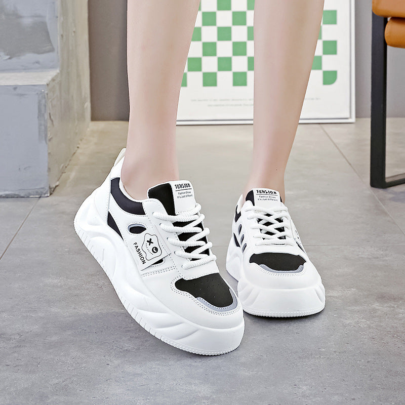 Damen Trendige Sneakers mit hoher Sohle und sportlichem Design EB