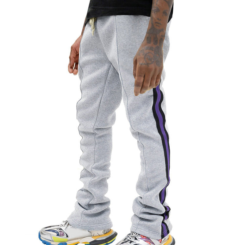 Herren Slim-Fit Jogginghose mit Tunnelzug, markanten Ziernähten & seitlichem Panel EB
