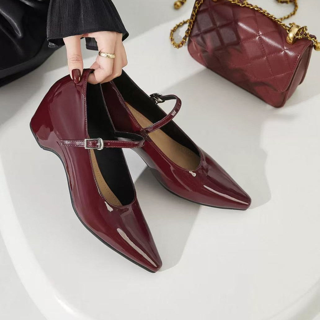 Damen Mary Jane Pumps mit schickem Riemchen EB