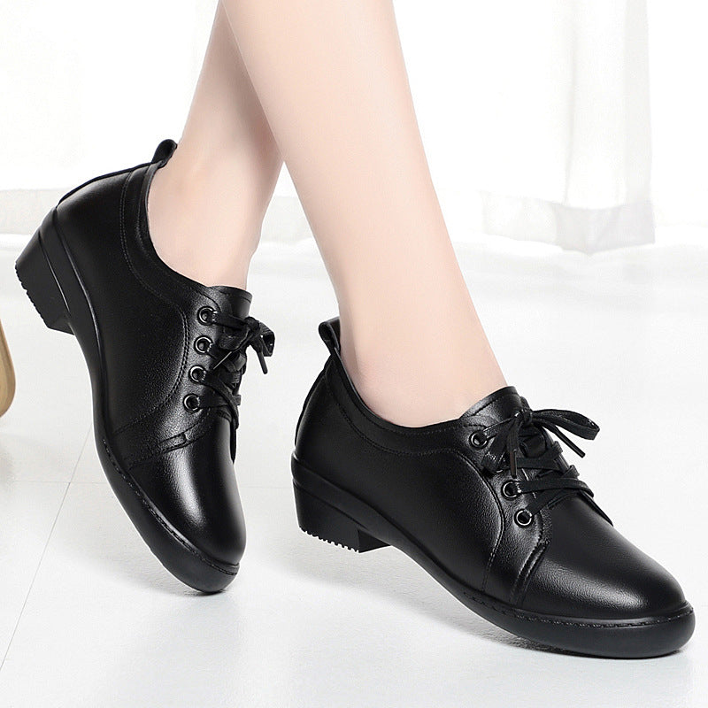 Damen Komfortable Schnürschuhe mit modischem Design und praktischem Blockabsatz EB