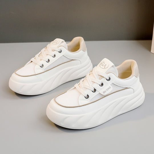 Damen modische Sneakers mit hochgezogenem Sohlenprofil und atmungsaktiven Mesh-Einsätzen EB