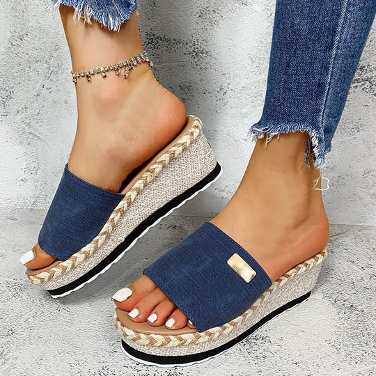 Damen Plateau-Mules mit geflochtenem Bast-Detail und komfortablem Fußbett EB