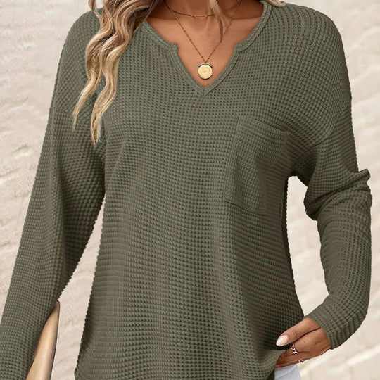 Damen Waffelstrick-Longsleeve mit V-Notch, Brusttasche und legerer Oversize-Passform EB