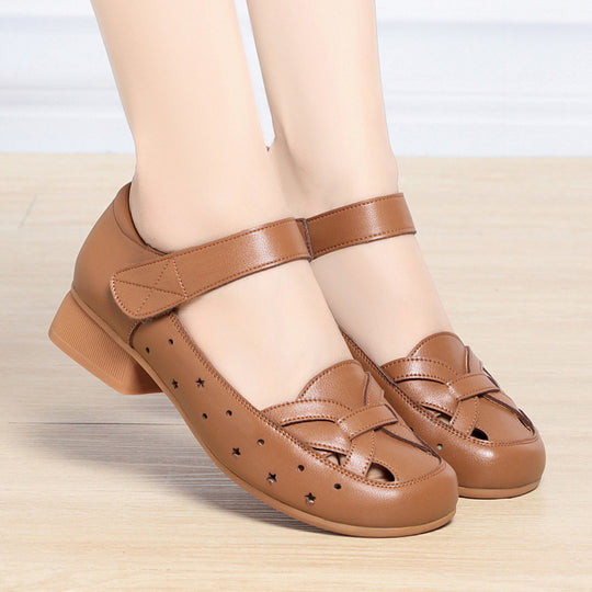 Damen Ballerinas mit verstellbarem Riemen und luftigen Lochmuster EB