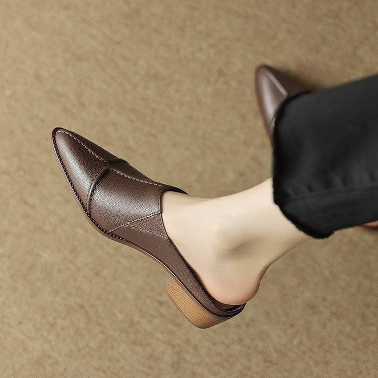 Damen Modische Slipper mit elegantem Nagel-Design und komfortablem Absatz EB