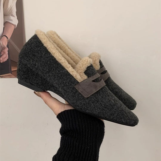 Damen Mokassins mit flauschiger Innensohle und modischem Design EB