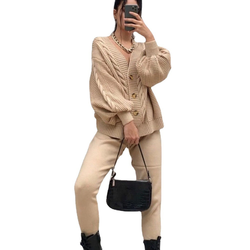 Damen nan kuscheliges Oversize Strickset bestehend aus Zopfmuster Cardigan und taillierter Strick-Jogginghose EB