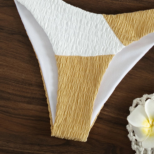 Damen Triangel-Bikini mit raffiniertem Wellenmuster und verstellbaren Trägern EB