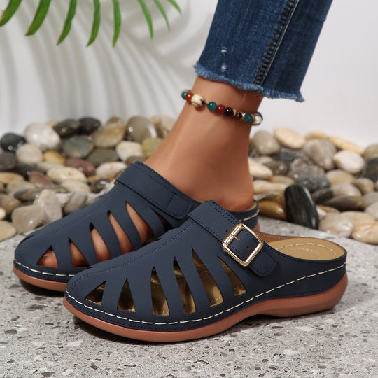 Damen Slipper‑Sandalen mit geschlossener Zehenkappe, Cut‑Out‑Design und verstellbarer Schnalle EB
