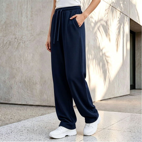 Damen nan weite Loungepalazzo-Hose mit hohem Komfortbund, Kordelzug, seitlichen Eingrifftaschen und dekorativer Seitennaht EB