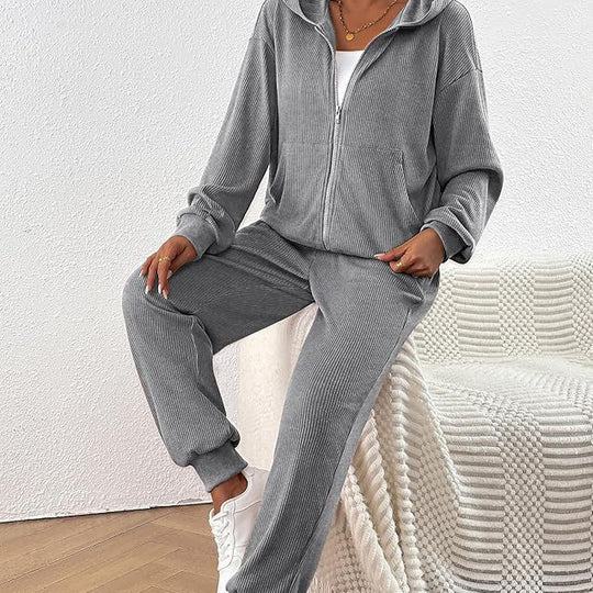 Damen Lässiges Set aus strukturiertem Hoodie und Jogginghose EB