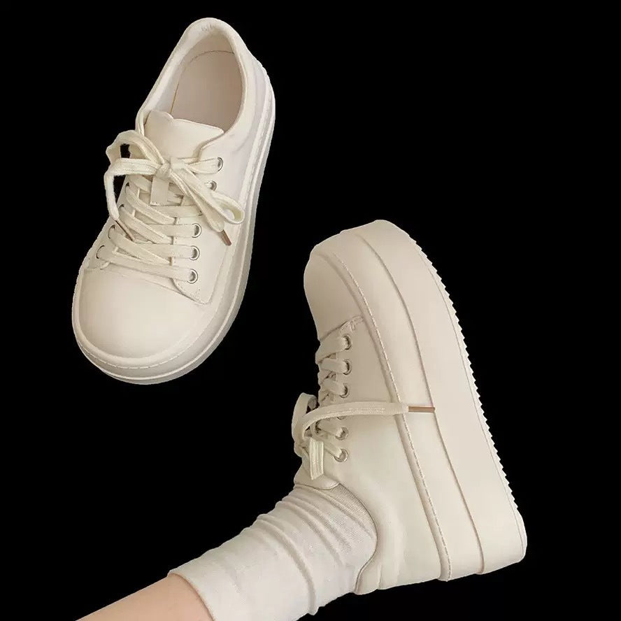 Damen Plateau-Sneaker mit modischem Design und bequemer Dämpfung EB