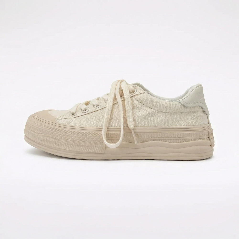 Stilvolle Weiße Damen Canvas Sneaker Bequeme Stoffschuhe für jeden Rock