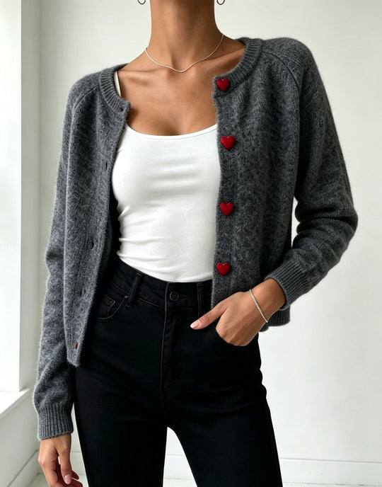 Damen Strickcardigan mit herzförmigen Zierknöpfen und weicher Mohair-Optik EB