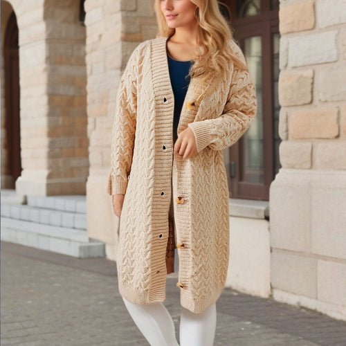 Damen Strickjacke mit strukturierter Zopfstrickoptik und dekorativen Knopfdetails EB