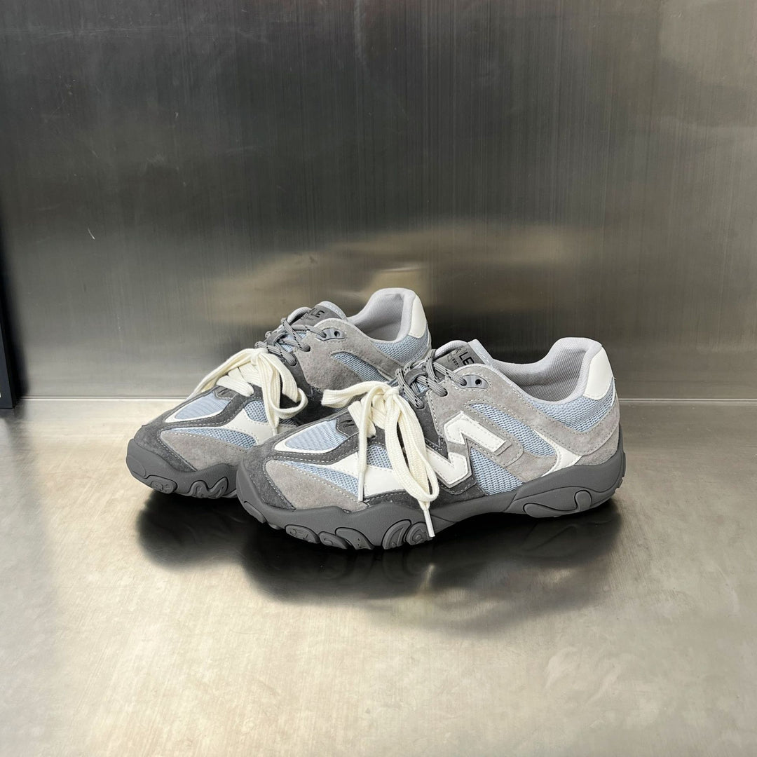 Damen Sportliche Sneakers mit atmungsaktiver Mesh-Oberfläche und robustem Sohlenprofil EB