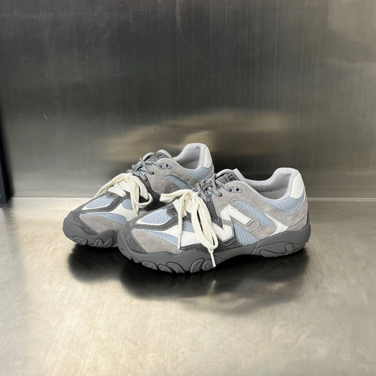 Damen Sportliche Sneakers mit atmungsaktiver Mesh-Oberfläche und robustem Sohlenprofil EB