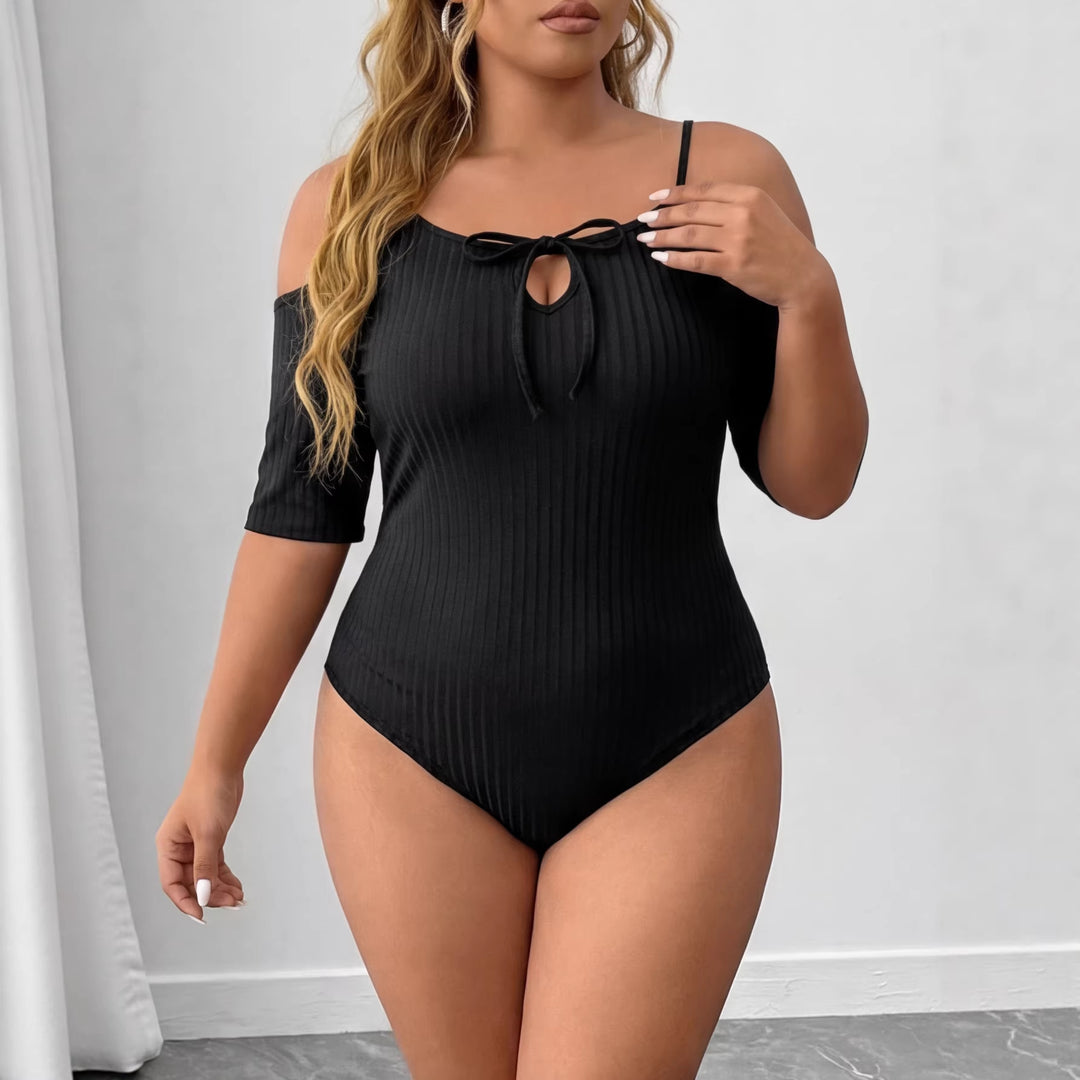 Damen Körperbetontes Oberteil mit Off-Shoulder Design EB
